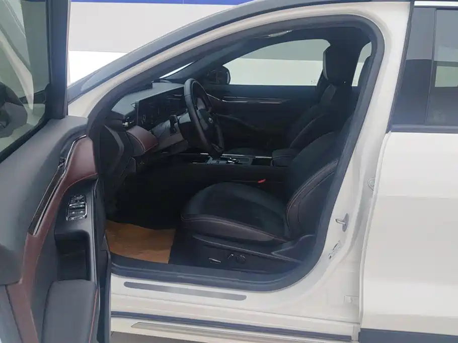 Mondeo 2022 facelift EcoBoost 245 Extreme купить на сайте DeffCars