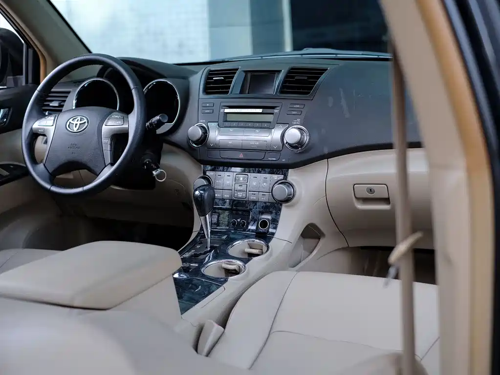 Highlander 2009 3.5L four-wheel drive 7-seat luxury version купить на сайте DeffCars