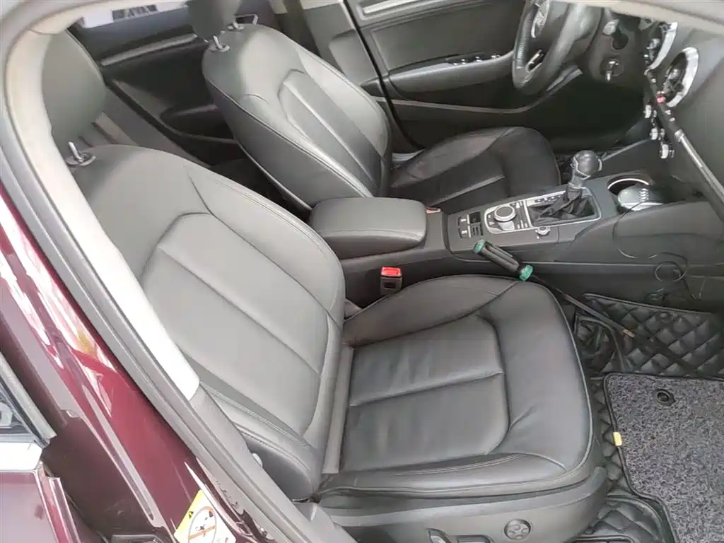 Audi A3 2018 30th Anniversary Model Limousine 35 TFSI Fashion Model купить на сайте DeffCars