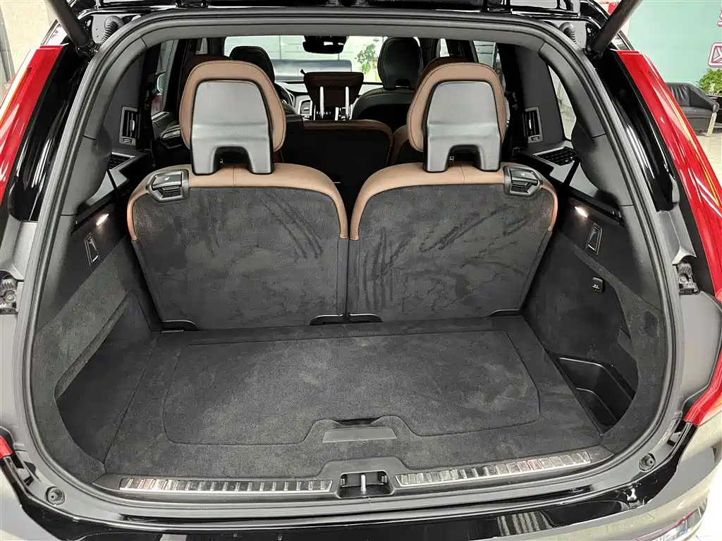 Volvo XC90 2022 B6 Zhiyi Luxury Edition 7 seats купить на сайте DeffCars