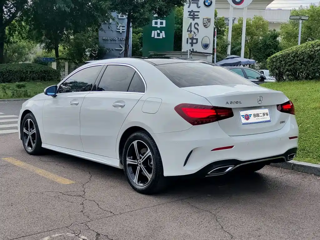 Mercedes-Benz A-Class 2023 A 200 L Fashion Model купить на сайте DeffCars