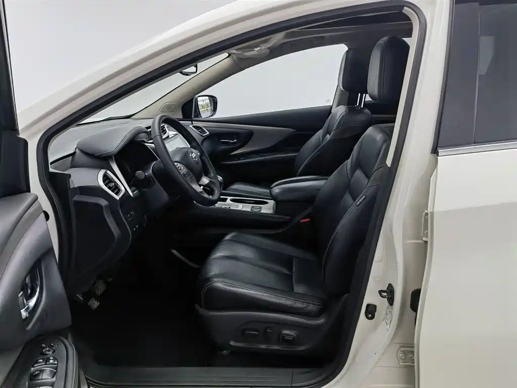 Loulan 2019 2.5L XL 2WD Intelligent Deluxe Edition National VI купить на сайте DeffCars