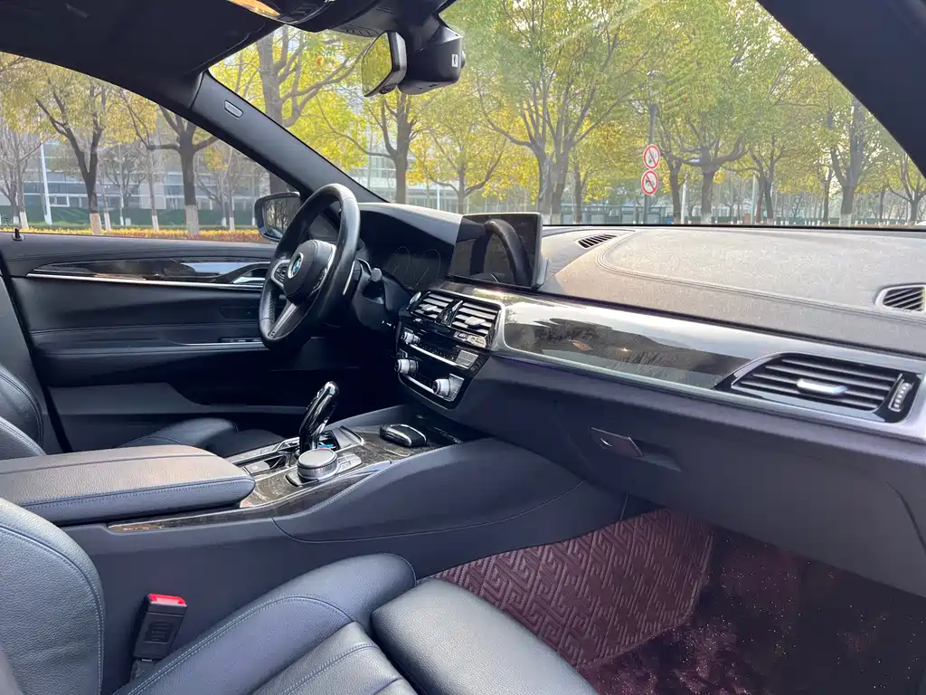 BMW 6 Series GT 2019 630i M Sports Package купить на сайте DeffCars