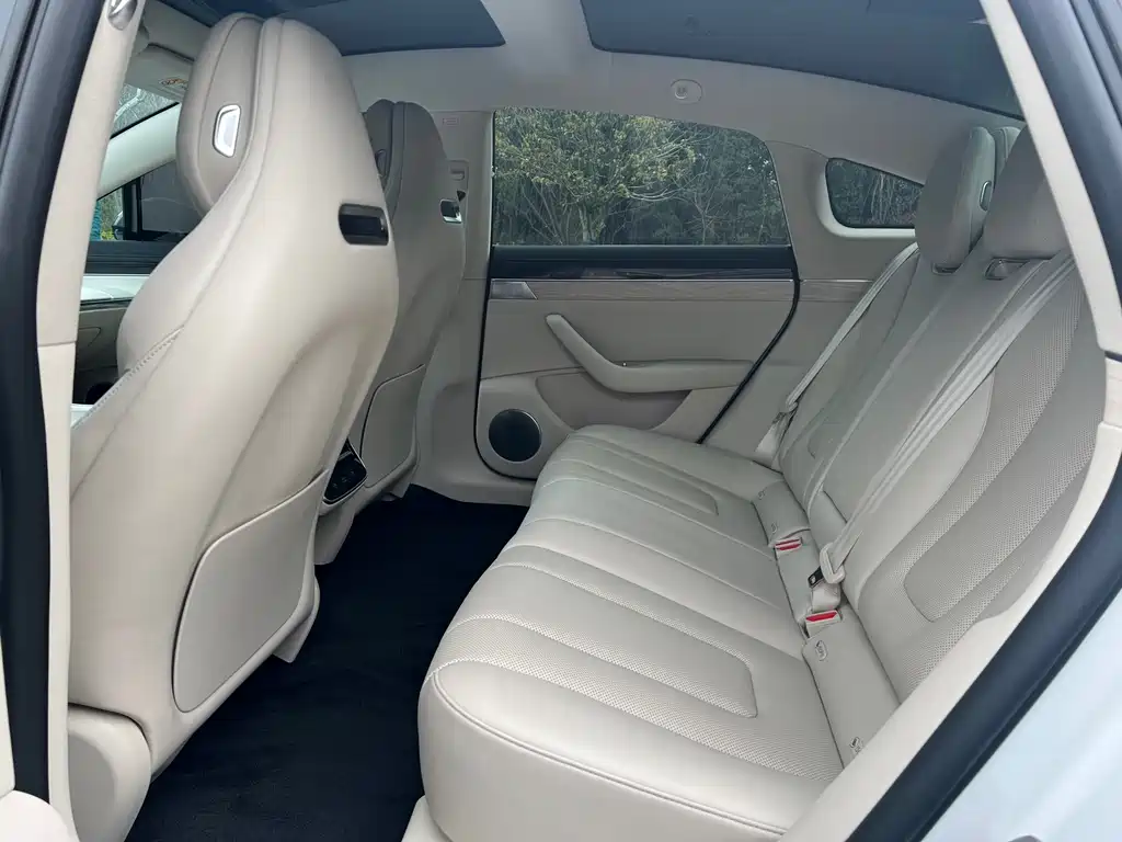 Zhijie S7 2024 Max купить на сайте DeffCars