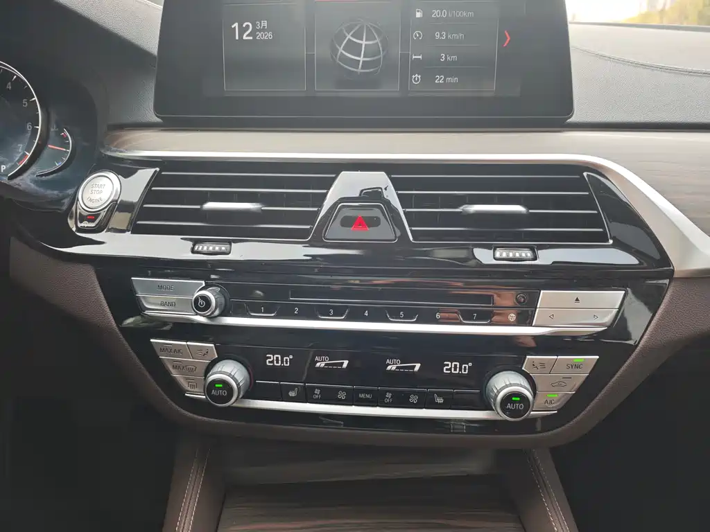 BMW 5 Series 2018 facelift 530Li xDrive luxury package купить на сайте DeffCars