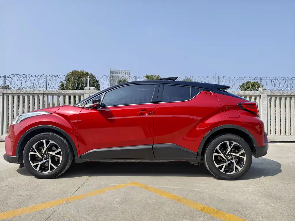 Toyota C-HR 2021 2.0L Comfort Edition купить на сайте DeffCars