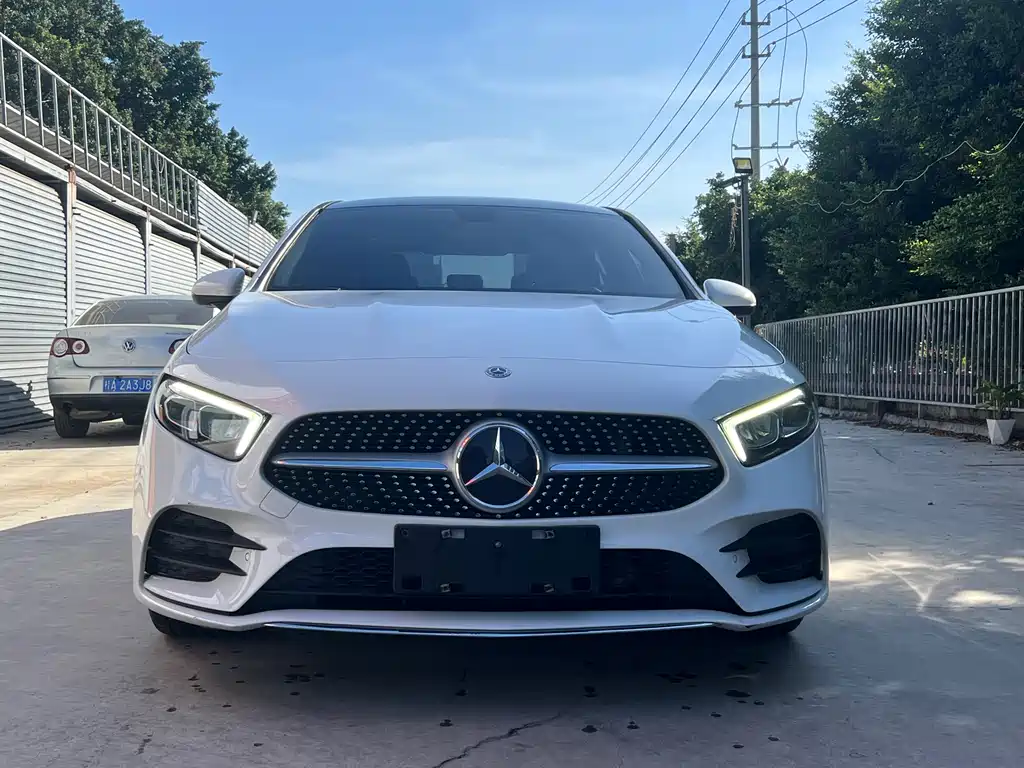 Mercedes-Benz A-Class 2020 A 200 L Sports Sedan купить на сайте DeffCars