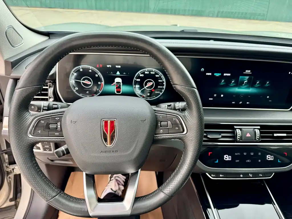 Hongqi HS5 2019 2.0T Zhilian Flagship Edition купить на сайте DeffCars