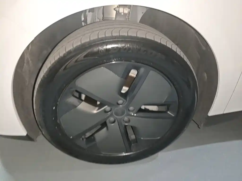 Ideal i6 2025 two-wheel drive standard version купить на сайте DeffCars