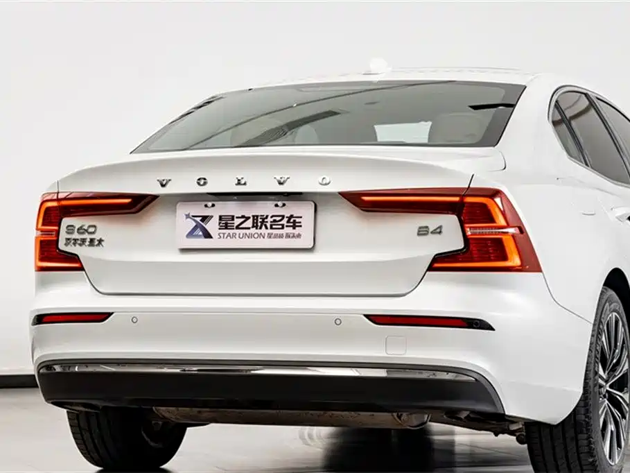Volvo S60 2024 B4 Zhiyuan Luxury Edition купить на сайте DeffCars