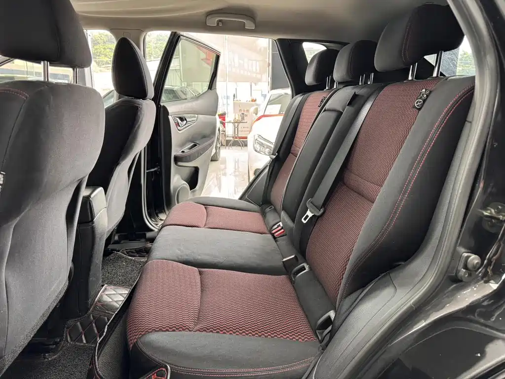 Qashqai 2017 2.0L CVT Elite Edition National V купить на сайте DeffCars