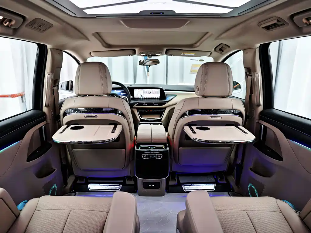 Buick GL8 2025 Land Business Class First Edition купить на сайте DeffCars