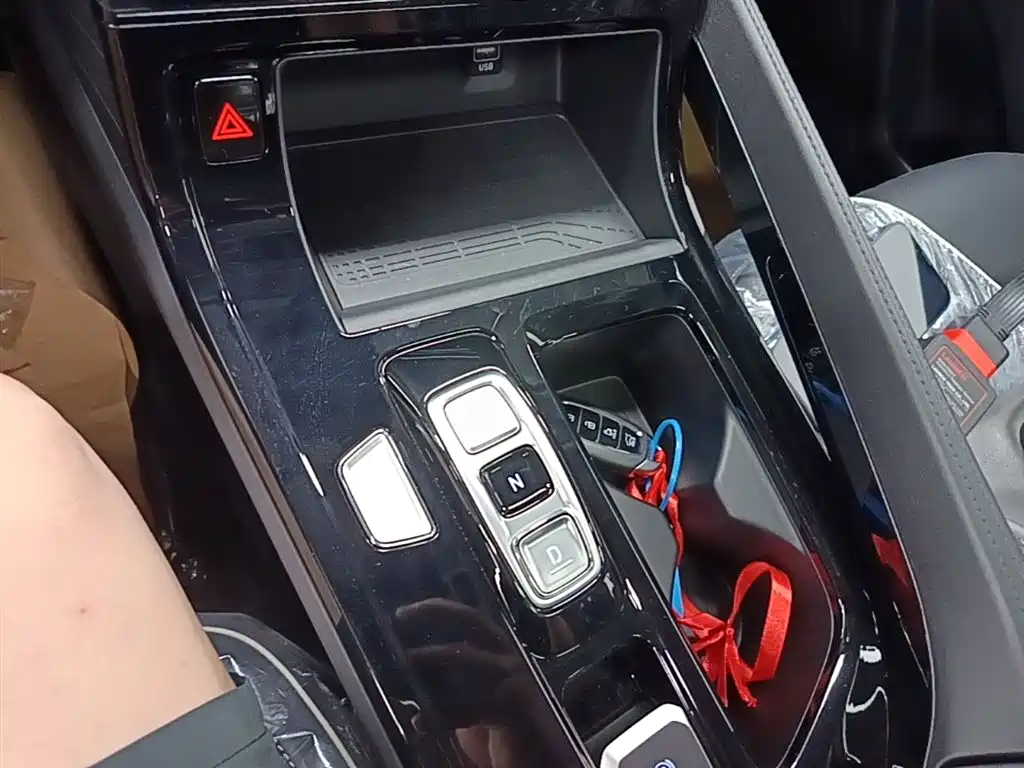 Kustu 2024 270TGDi LUX Premium Edition купить на сайте DeffCars