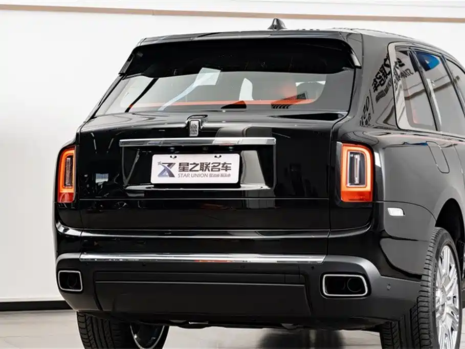 Cullinan 2024 four-seat version купить на сайте DeffCars