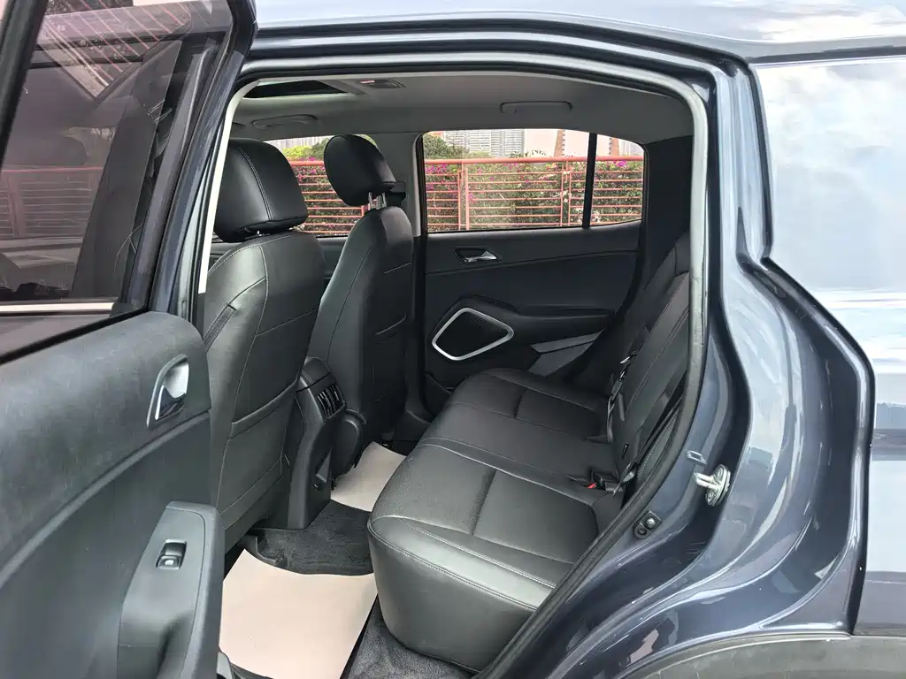 Beijing Hyundai ix35 2019 2.0L automatic two-wheel drive Zhiyong·Enjoy Edition National VI купить на сайте DeffCars