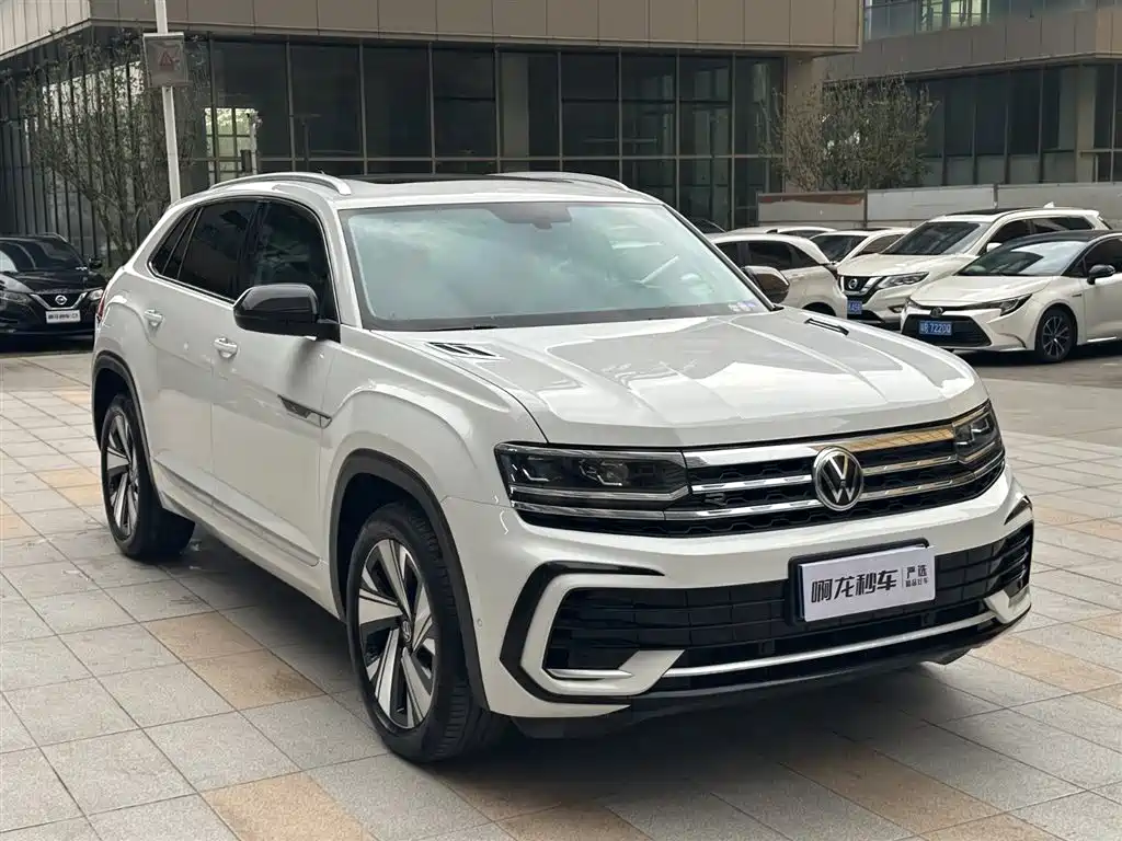 Touron 2021 Touron X 330TSI two-wheel drive luxury version купить на сайте DeffCars