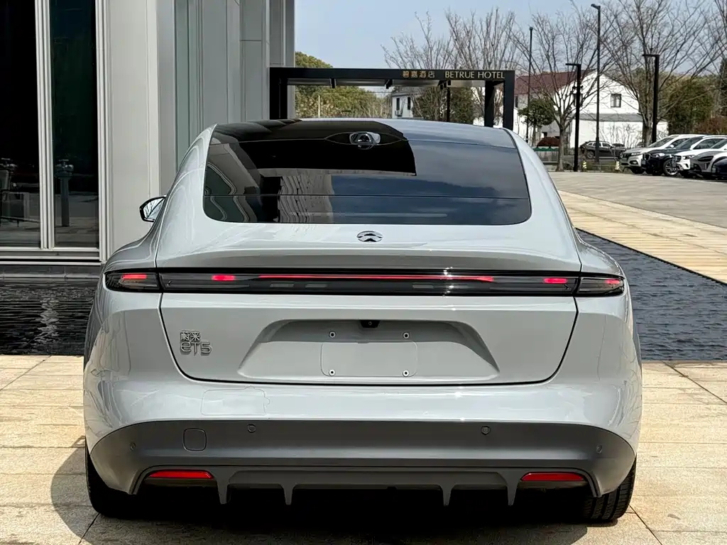 NIO ET5 2022 model 75kWh купить на сайте DeffCars