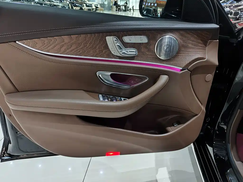 Mercedes-Benz E-Class 2022 E 300 L Luxury Model купить на сайте DeffCars