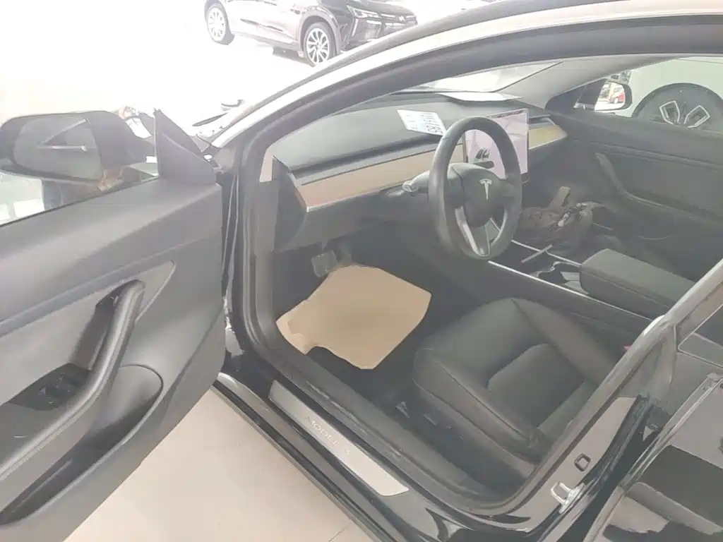 Model 3 2019 standard range rear drive upgraded version купить на сайте DeffCars