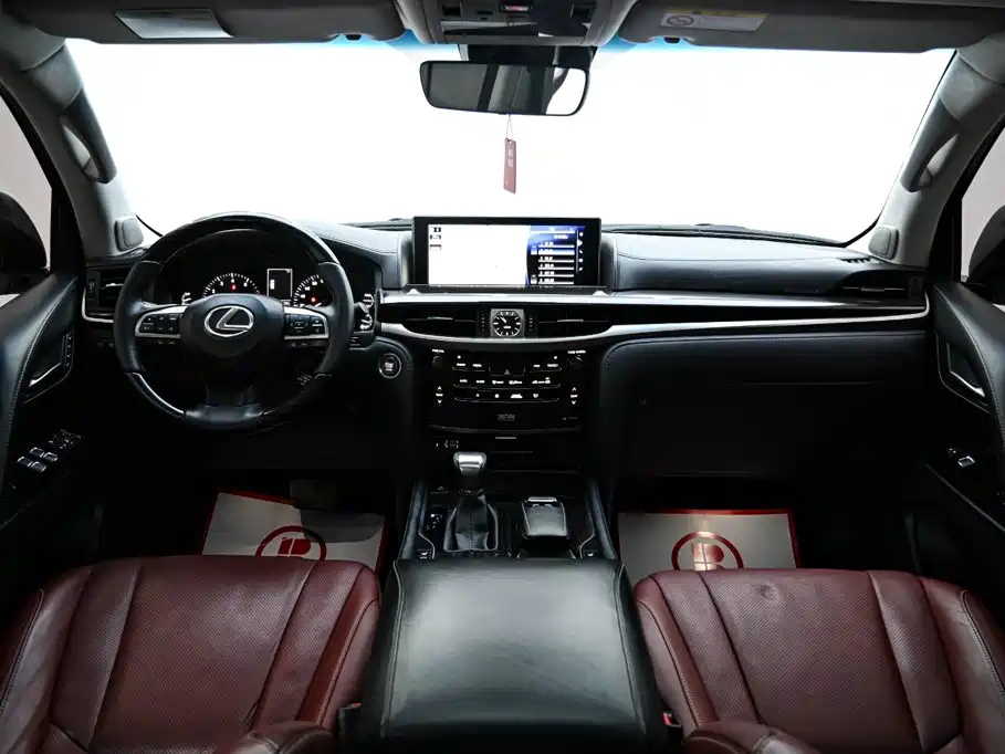 Lexus LX 2019 570 Premium Deluxe Edition купить на сайте DeffCars