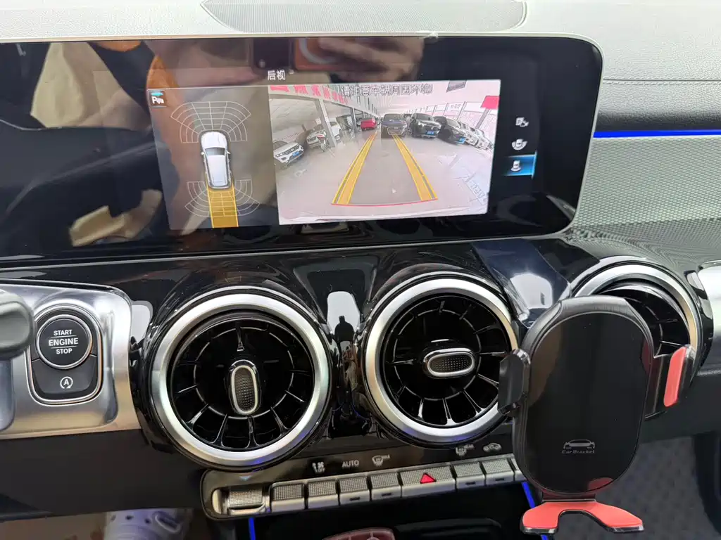 Mercedes-Benz GLB 2020 GLB 180 Dynamic купить на сайте DeffCars