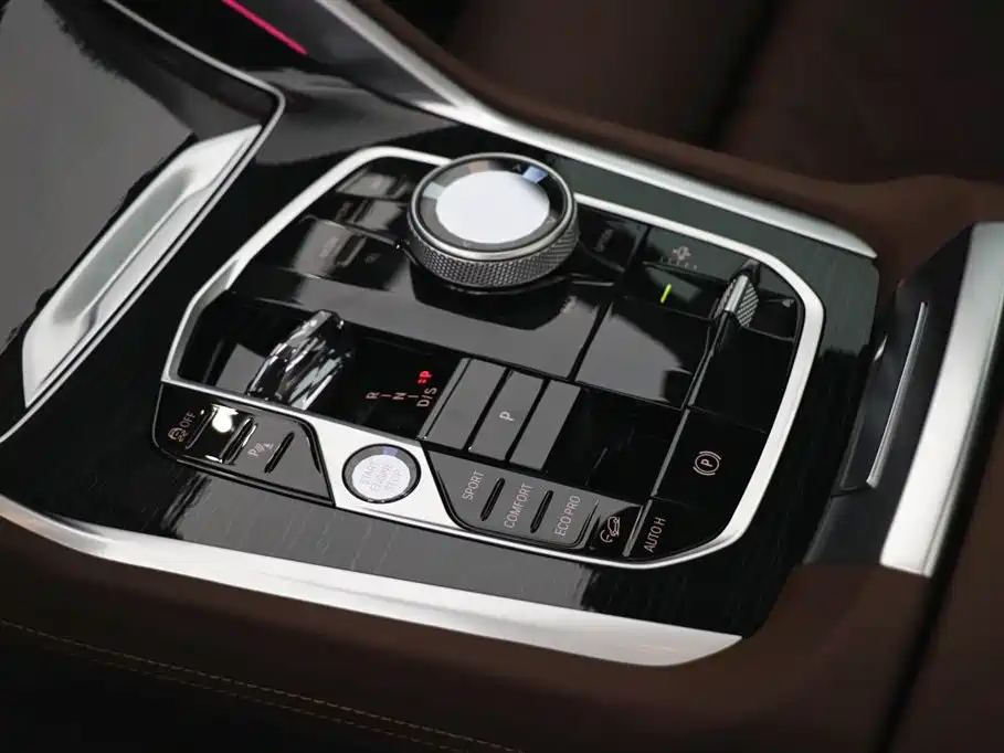 BMW X6 2023 xDrive40i M Sports Package купить на сайте DeffCars