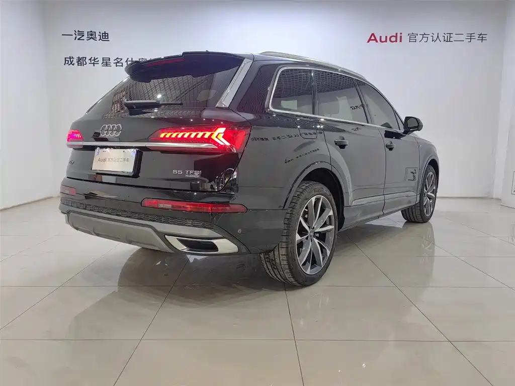 Audi Q7 2022 55 TFSI quattro S line sports купить на сайте DeffCars
