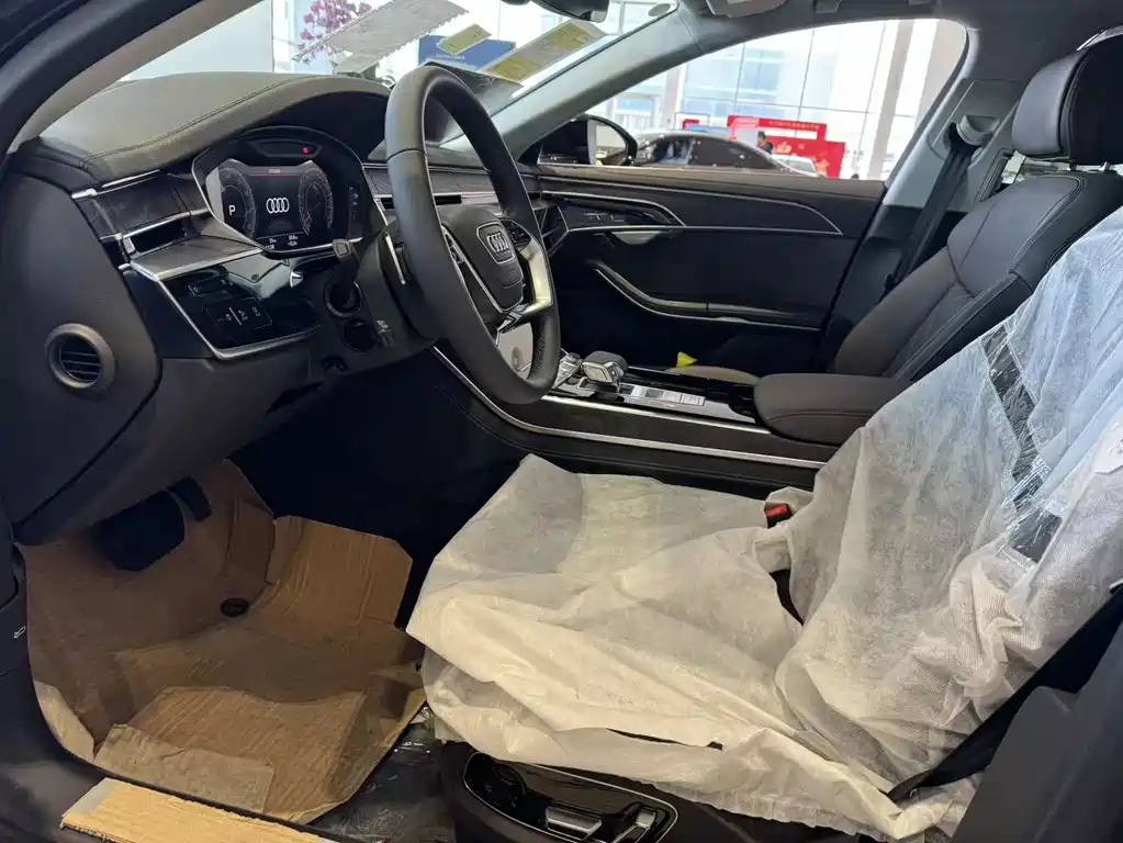 Audi A8 2025 A8L 50 TFSI quattro Premium Selection купить на сайте DeffCars