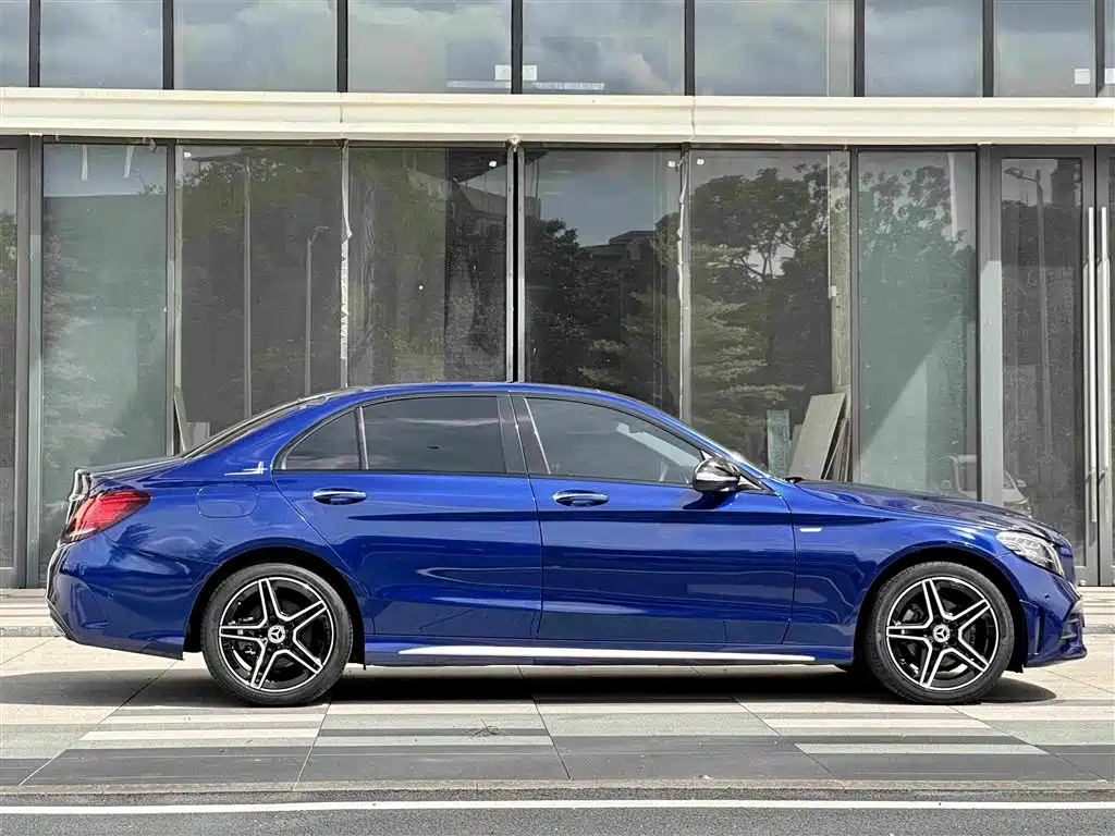 Mercedes-Benz C-Class 2021 C 260 L Sports Star Collection Edition купить на сайте DeffCars