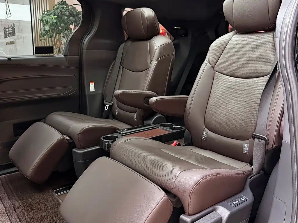 Grevia 2023 2.5L Hybrid Flagship VIP Edition купить на сайте DeffCars