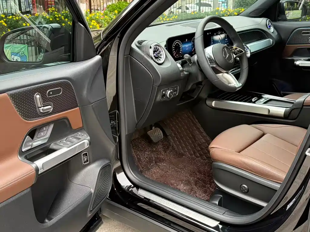 Mercedes-Benz GLB 2025 GLB 220 Fashion Model купить на сайте DeffCars
