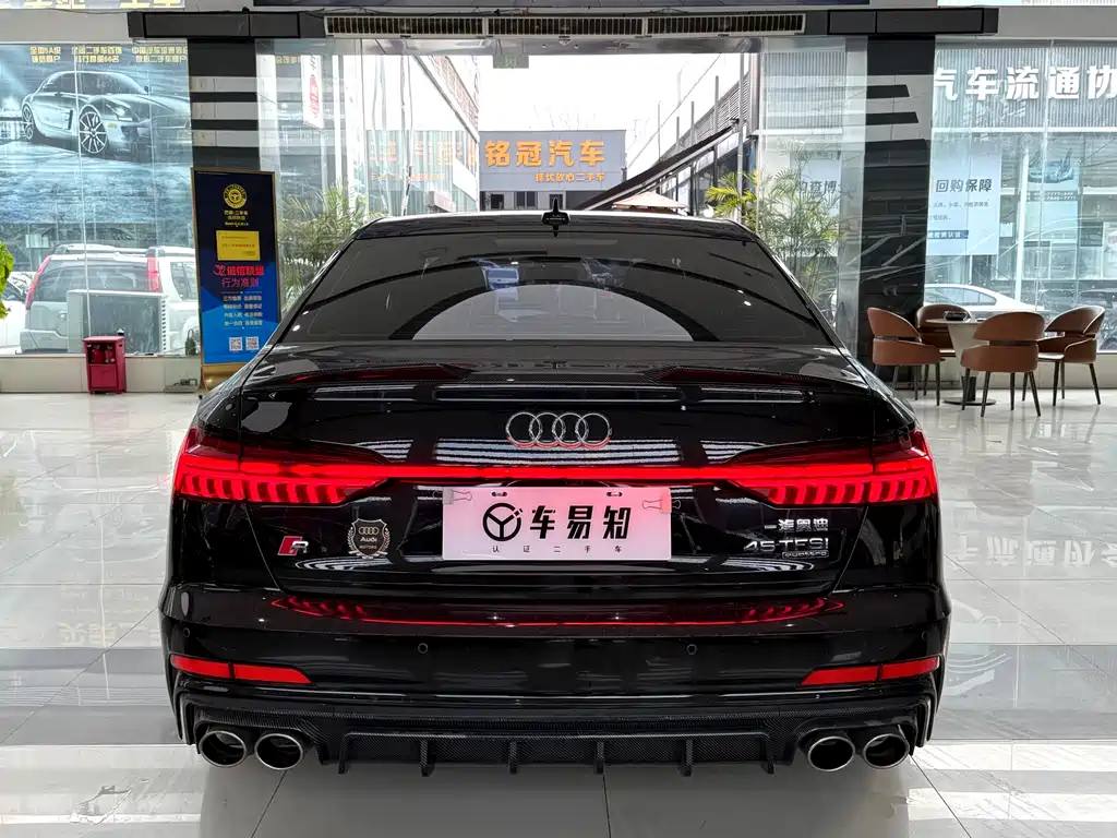 Audi A6L 2021 45 TFSI quattro exclusive dynamic model купить на сайте DeffCars