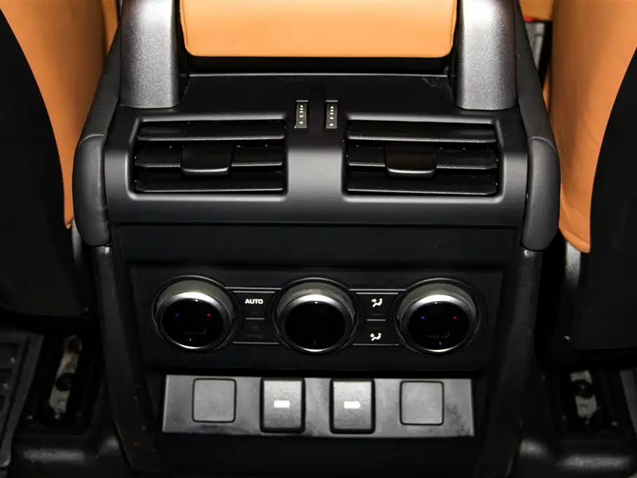 Land Rover Defender 2023 facelift 110 3.0T P400 Dark Special Edition купить на сайте DeffCars