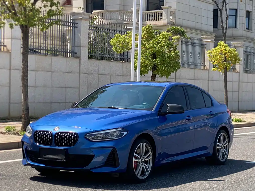 BMW 1 Series 2020 125i Leading M Sports Package купить на сайте DeffCars