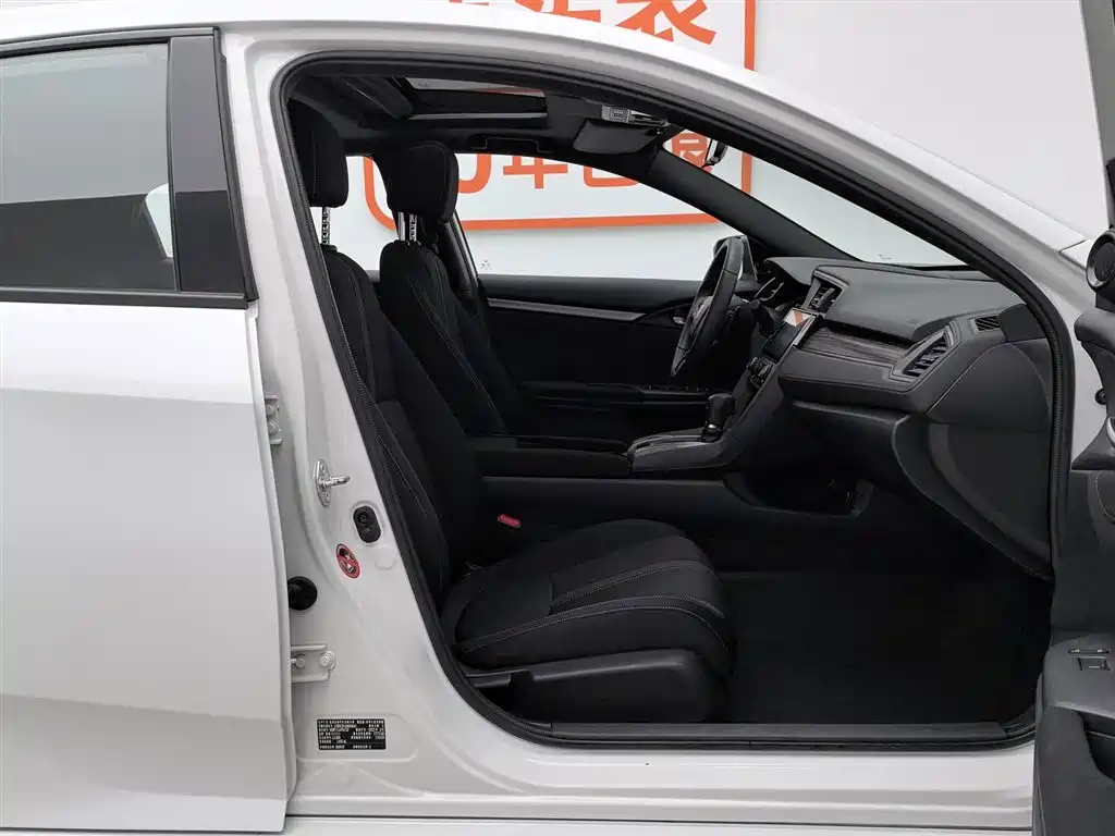 Civic 2021 HATCHBACK 220TURBO CVT cool control купить на сайте DeffCars