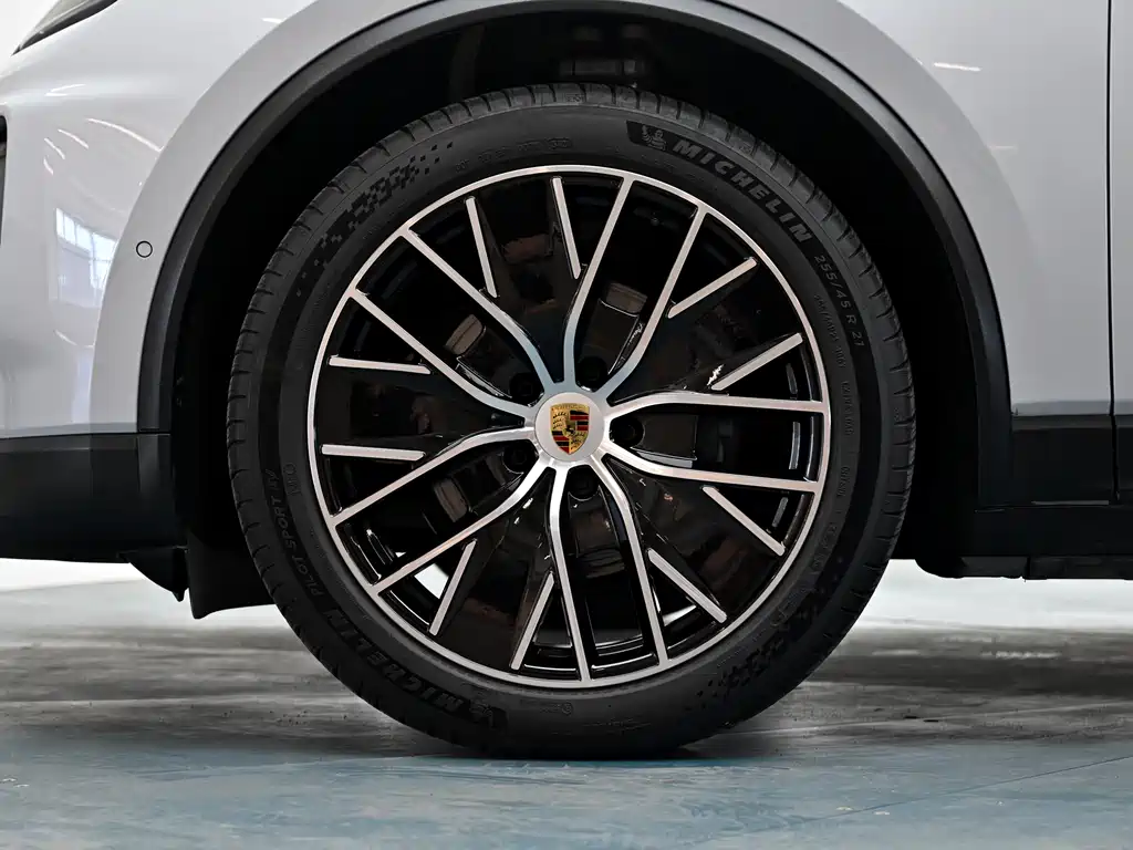 Macan New Energy 2024 Macan 4 купить на сайте DeffCars