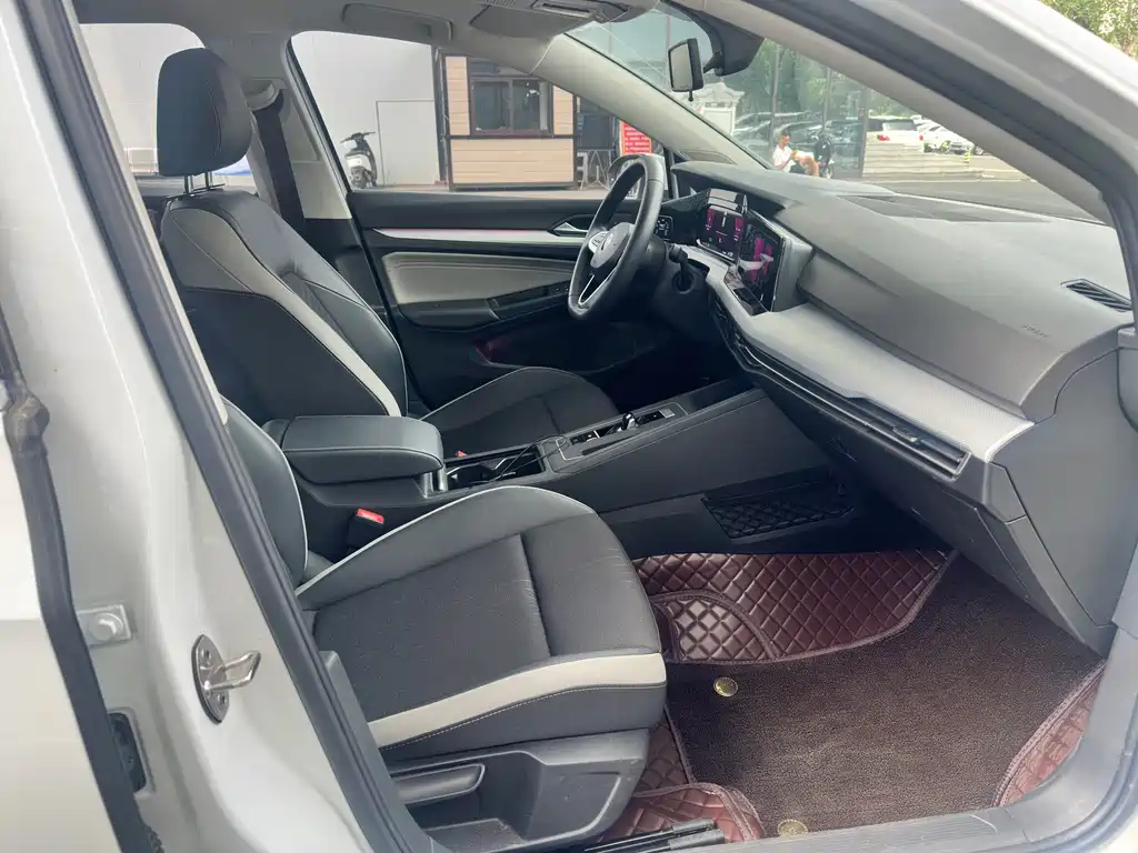 Golf 2023 280TSI DSG Pro купить на сайте DeffCars