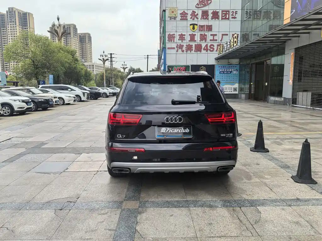 Audi Q7 2019 55 TFSI Technology купить на сайте DeffCars
