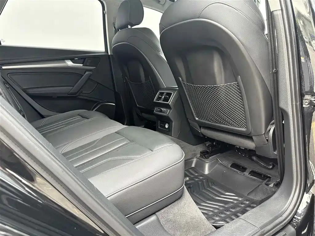 Audi Q5L 2022 40T luxury and dynamic model купить на сайте DeffCars