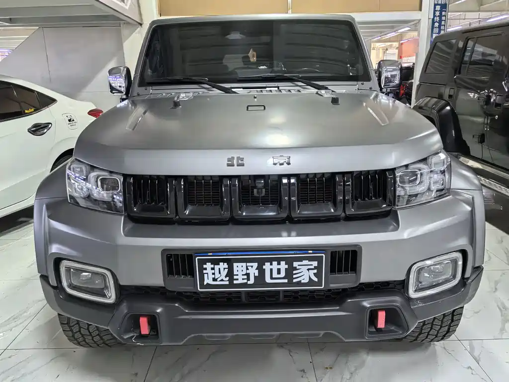 Beijing off-road BJ40 2023 2.0T automatic four-wheel drive ring tower championship version купить на сайте DeffCars