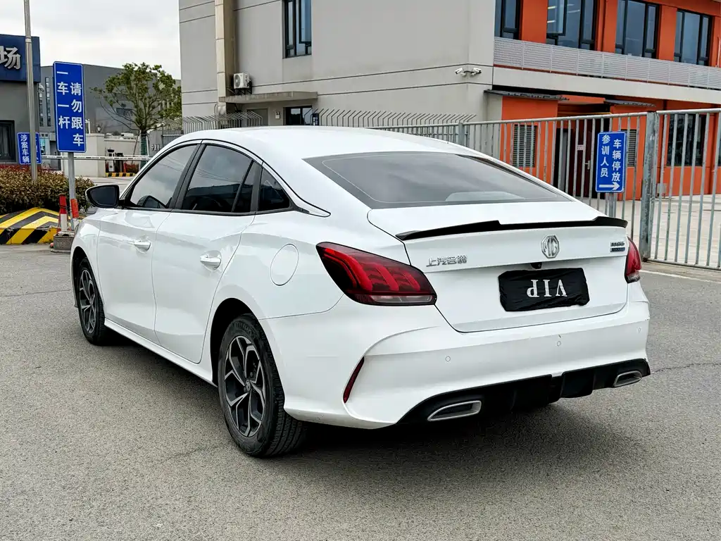 MG5 2022 180DVVT CVT Youth Fashion Edition купить на сайте DeffCars