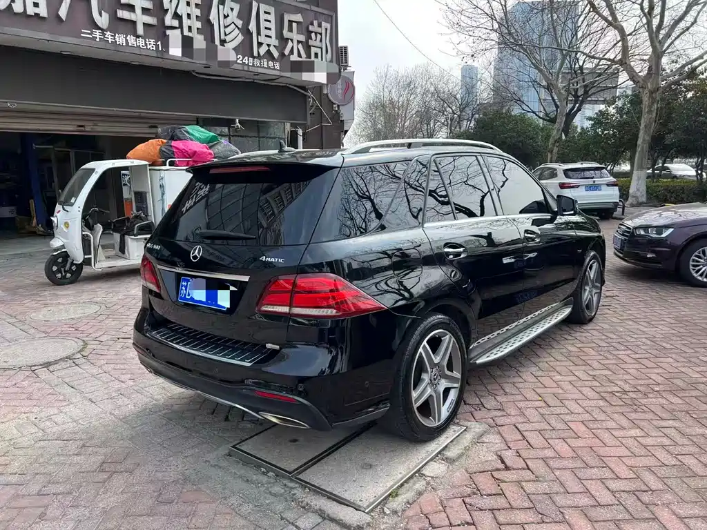 Mercedes-Benz GLE 2018 GLE 400 4MATIC Collection Edition купить на сайте DeffCars