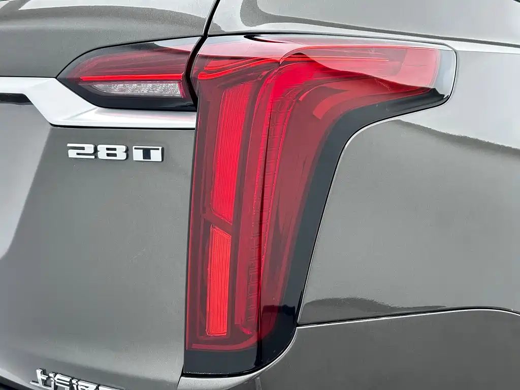 Cadillac XT6 2020 28T six-seat four-wheel drive platinum sports version купить на сайте DeffCars