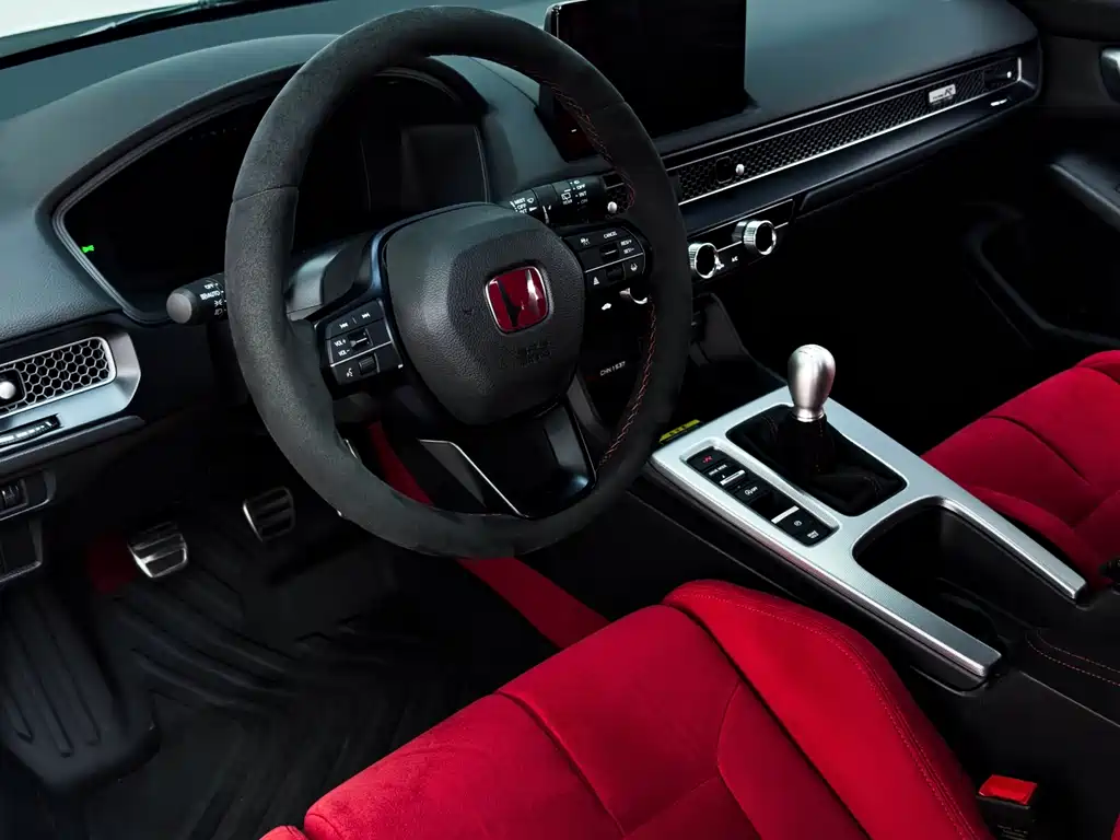 Civic (Imported) 2023 2.0T 420TURBO TYPE R купить на сайте DeffCars
