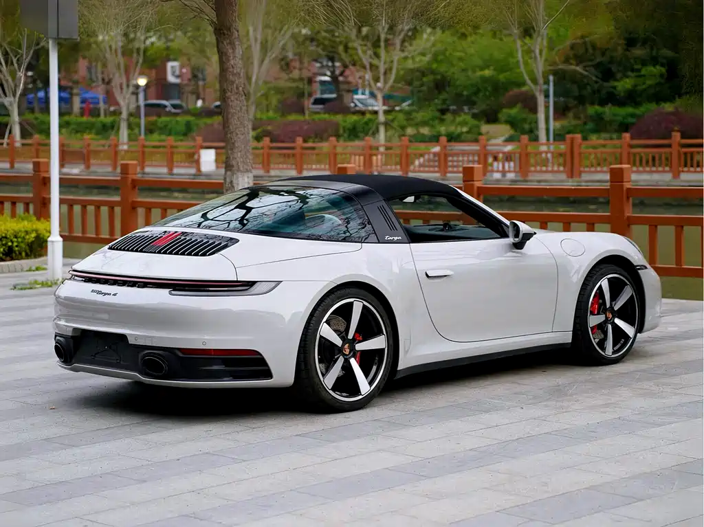 Porsche 911 2023 Targa 4 3.0T купить на сайте DeffCars