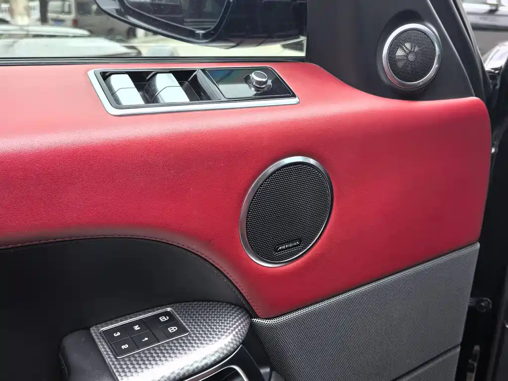 Range Rover Sport 2021 3.0 L6 Black Edition купить на сайте DeffCars