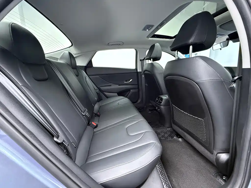 Elantra 2023 1.5L CVT LUX Premium Edition купить на сайте DeffCars