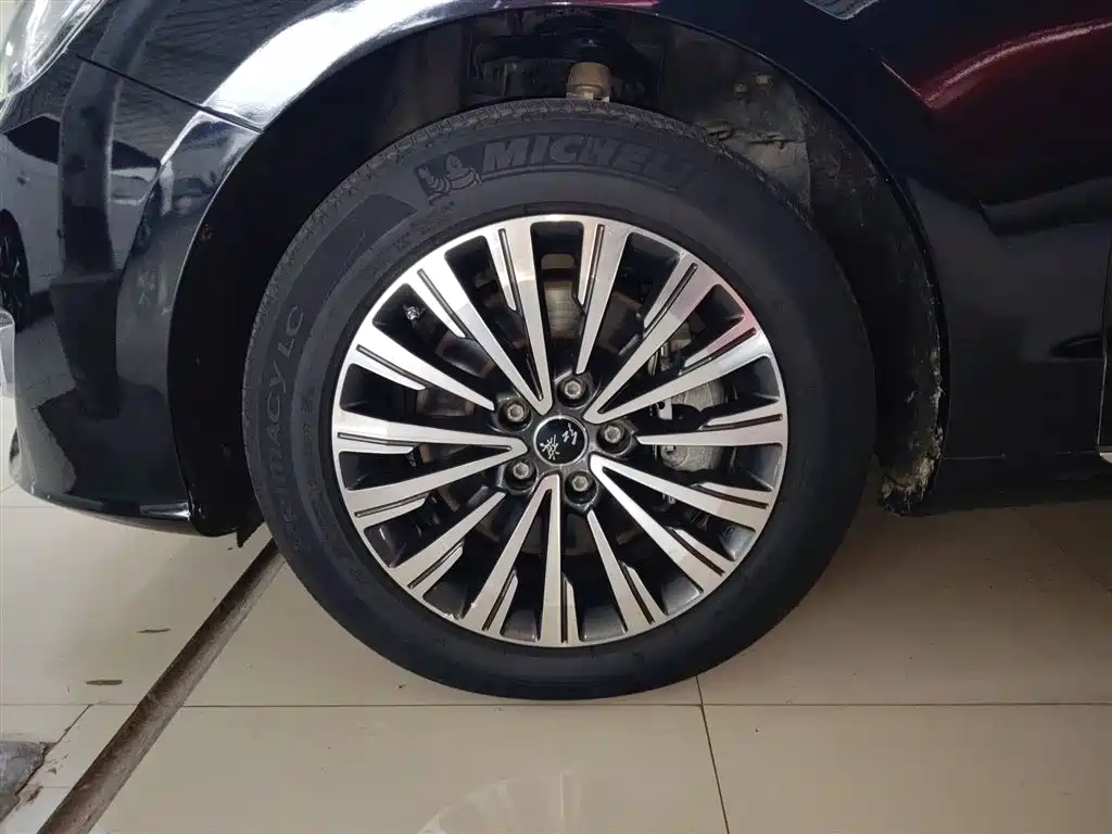 Hongqi H7 2018 2.0T Elite Edition купить на сайте DeffCars
