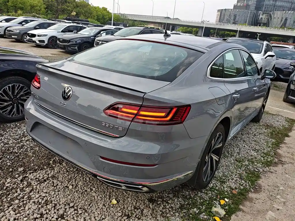 FAW-Volkswagen CC 2025 facelift 330TSI dazzling public model купить на сайте DeffCars
