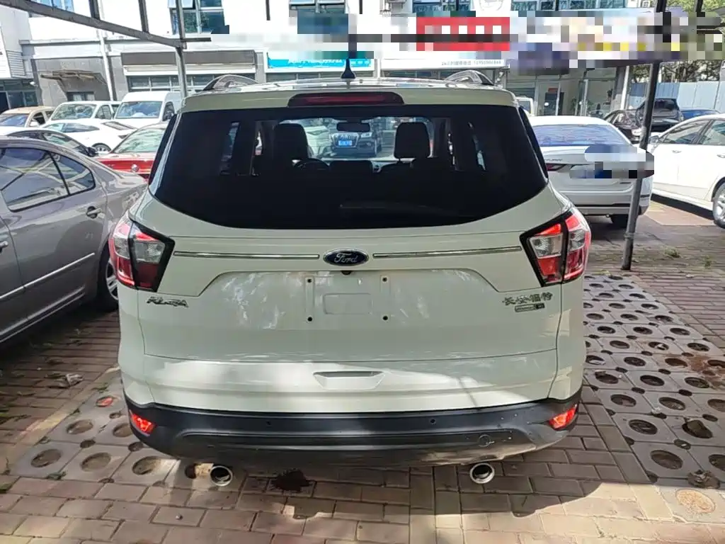 Escape 2019 EcoBoost 180 two-wheel drive platinum airfoil National VI купить на сайте DeffCars